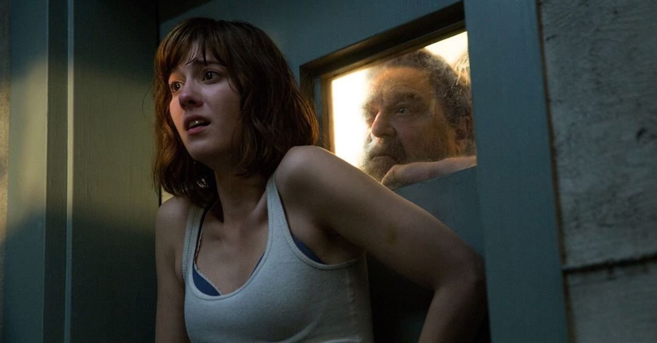 Crítica de ‘Calle Cloverfield 10’ (2016, Dan Trachtenberg): ¿Qué esconde Goodman?