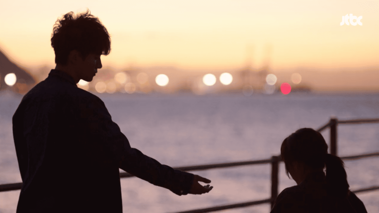 ‘Just Between Lovers’, llueva o truene (Kim Jin Won, 2017) | Netflix