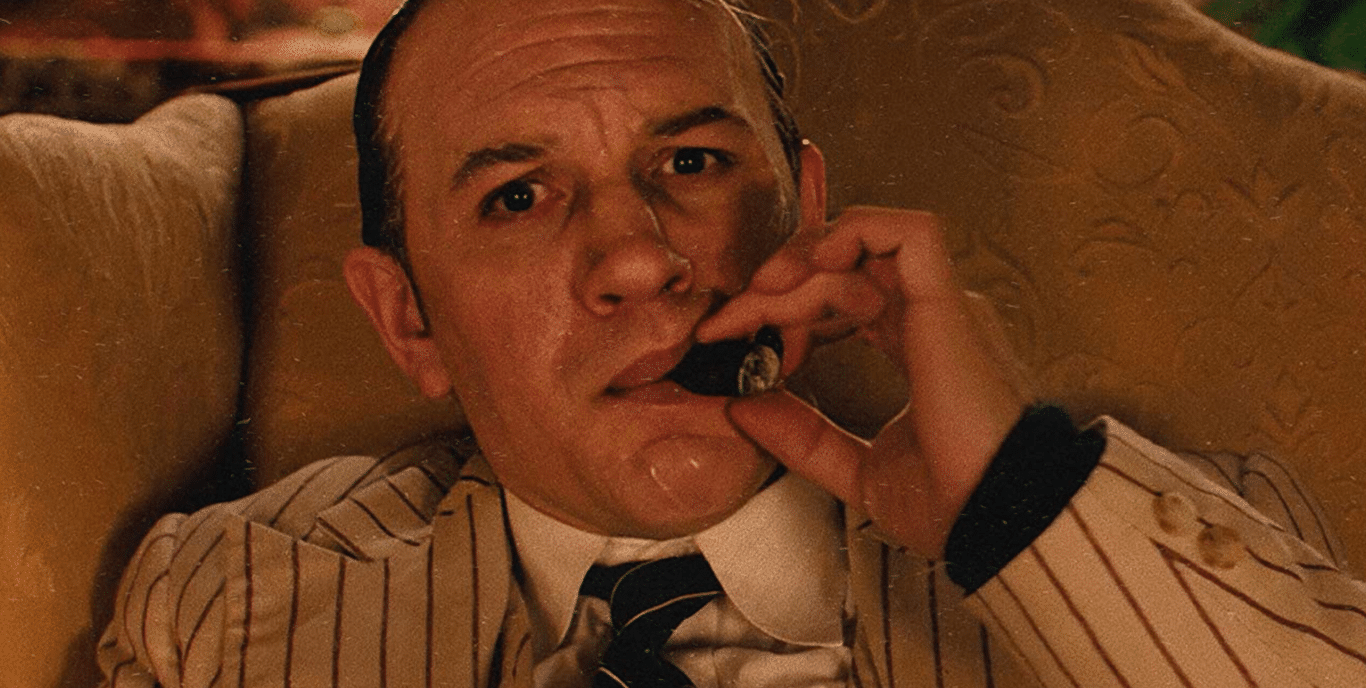 ‘Capone’ (Josh Trank, 2021), Tom Hardy enseñando como hacer las cosas. | Filmin