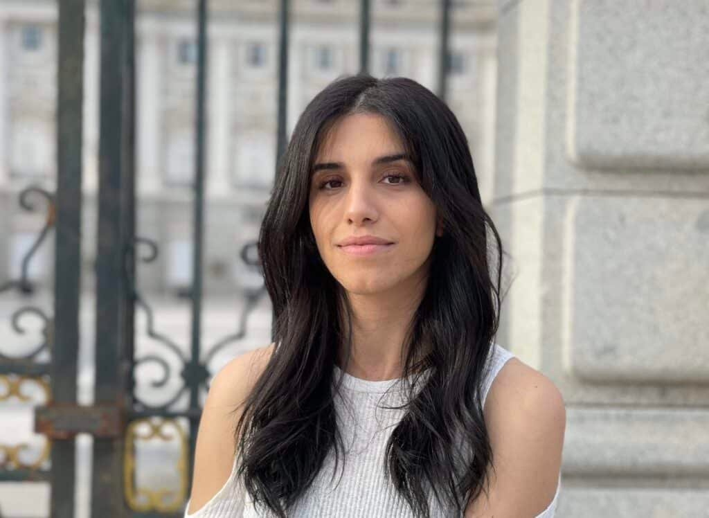 Entrevista a Somaya Taoufiki: «Nos ha tocado abrir puertas para que actores y actrices racializados opten a diferentes personajes»